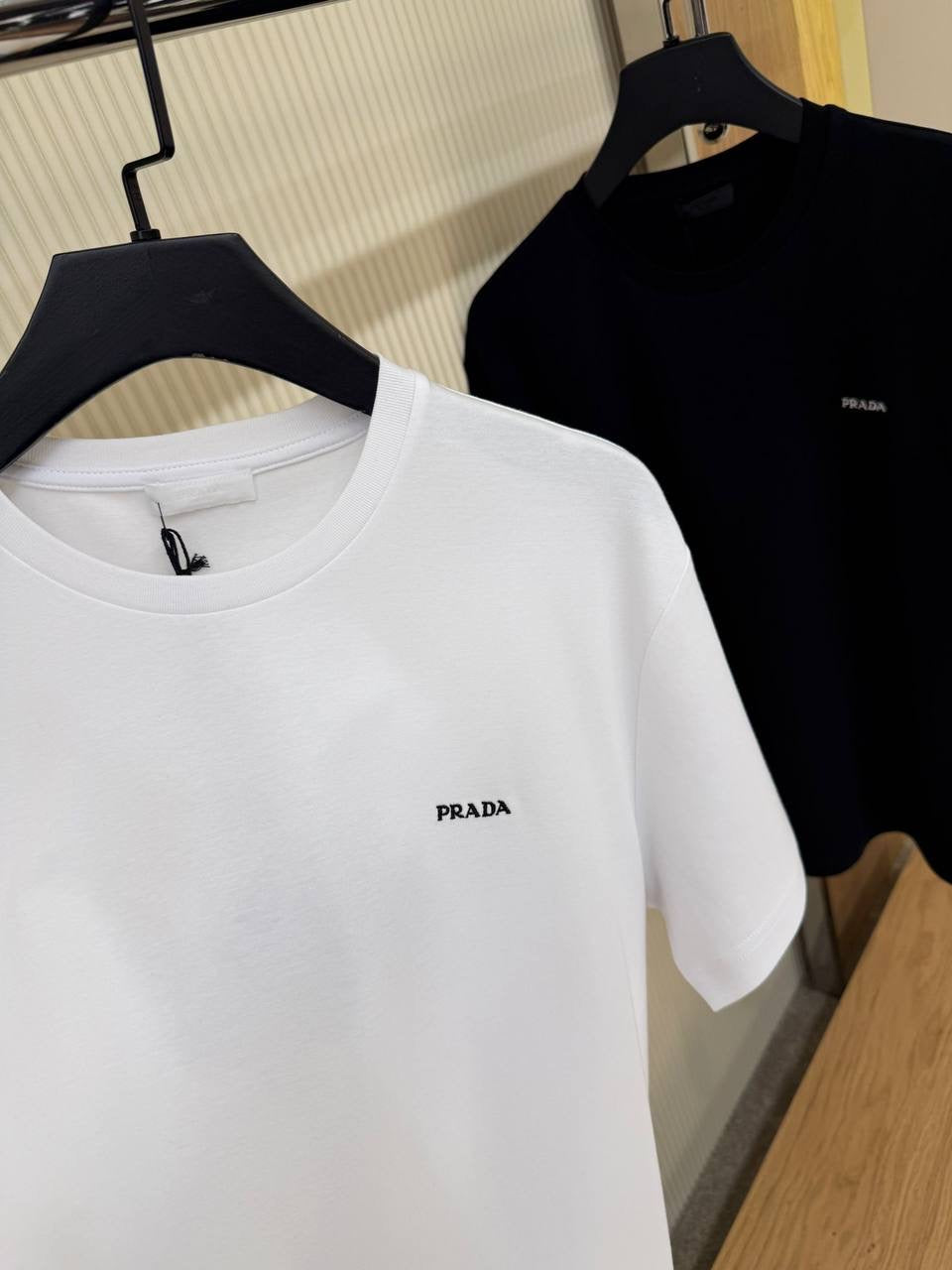 PRADA Basic Tshirt