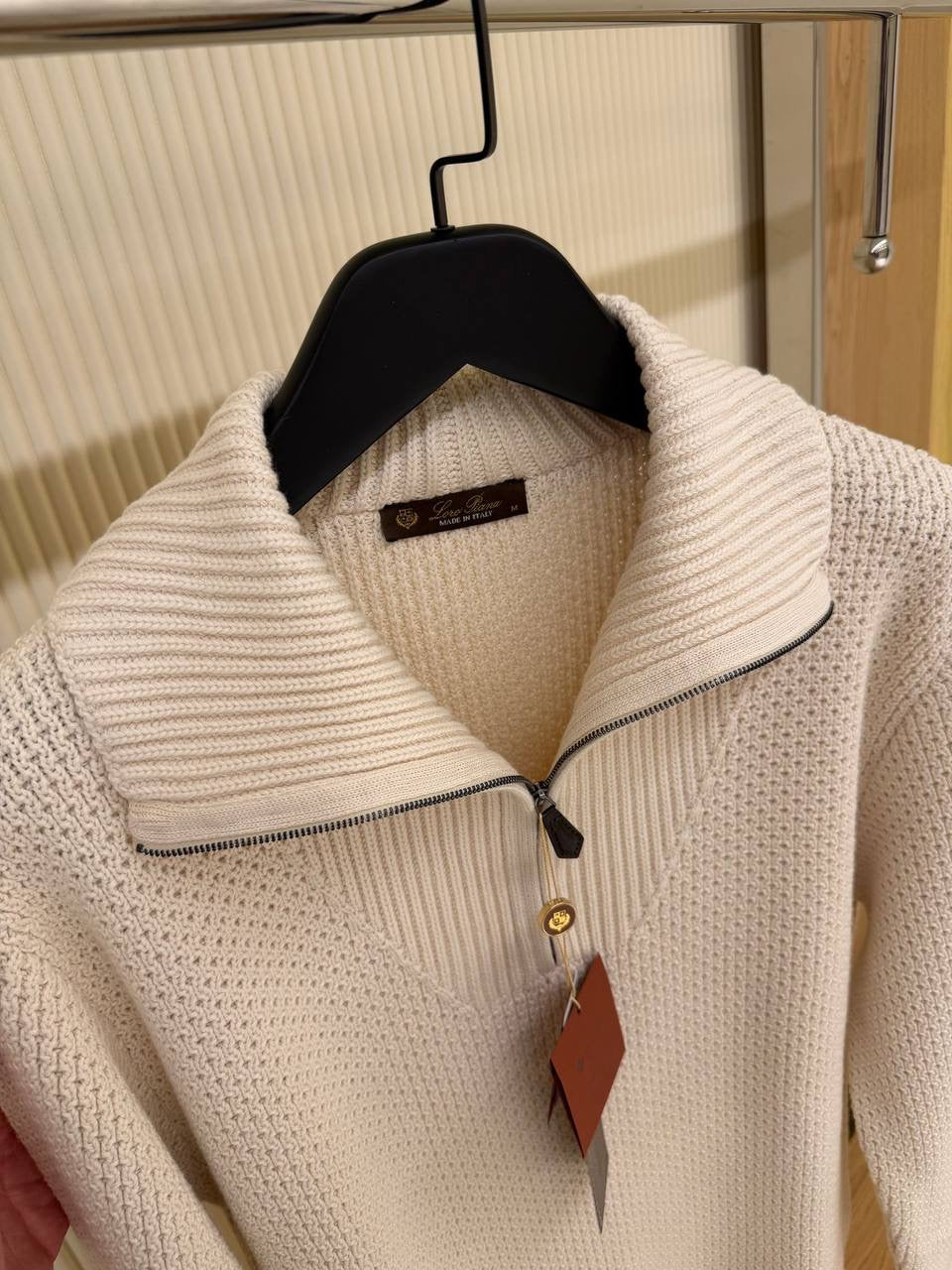 LORO PIANA Pull Shivling