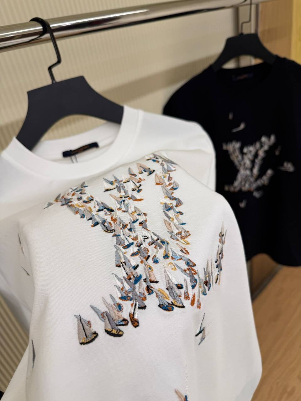 LV TSHIRTS