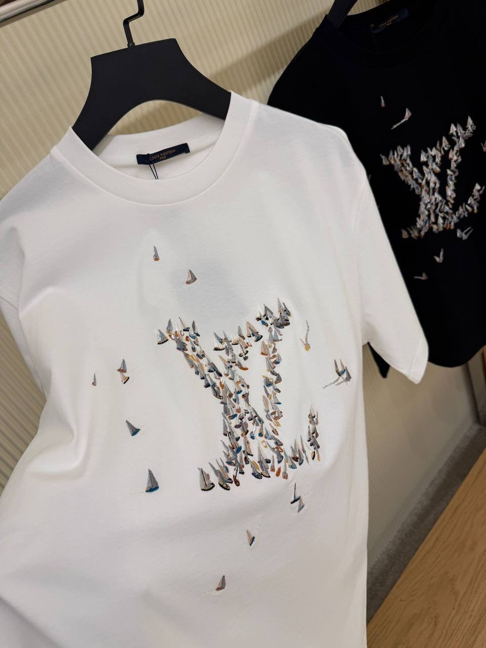 LV TSHIRTS