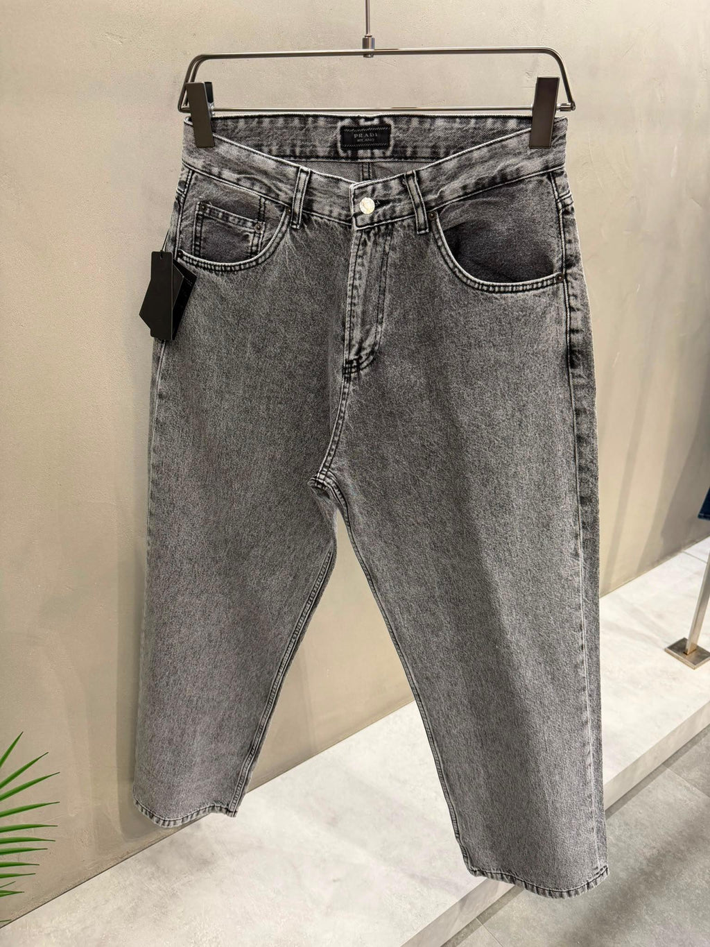 PRADA BAGGY JEANS