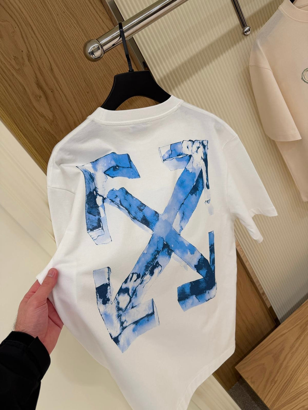 OFF WHITE T SHIRT