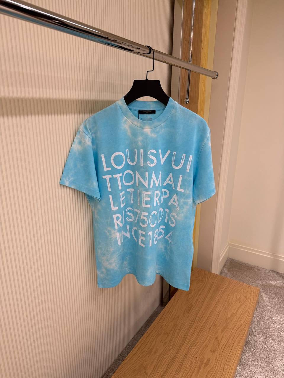 LV T-Shirt